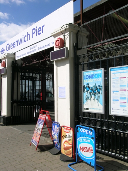 greenwichDSCN8470-450